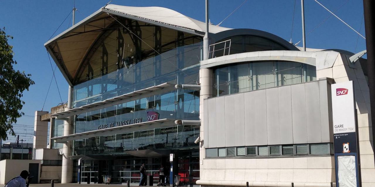 Апартаменти Les Cles Du Bonheur By Beds4Wanderlust, 47M2 Avec Terrasse Privative & Parking-Rer B Tgv 10Min-Orly 20Min Массі Екстер'єр фото